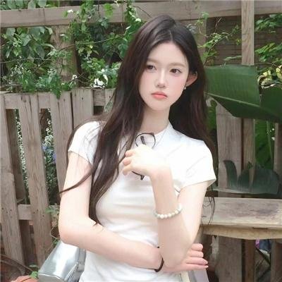 三五成群